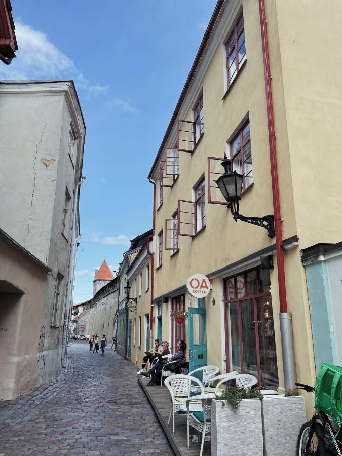 Charming Apartment In Tallinn Old Town! Exterior photo
